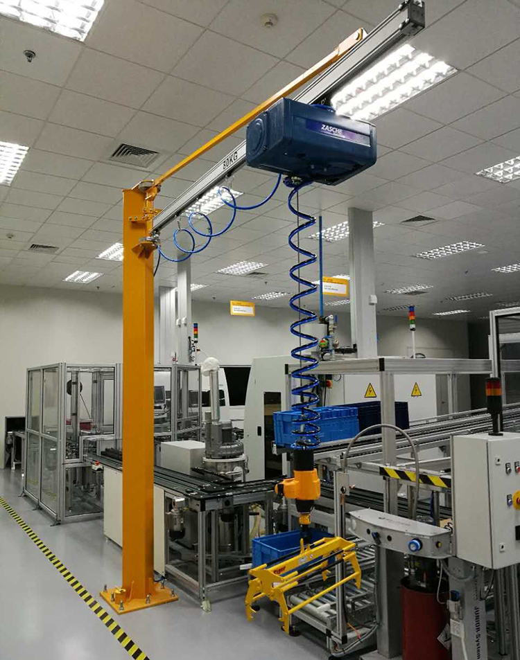 250kg智能平衡吊应用自动化设备厂工程案例